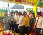 Khai mạc chợ phiên nông sản TP.HCM