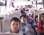 TP.HCM: Tỷ lệ học sinh đi xe bus còn quá thấp