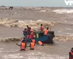 Điều trực thăng đến cứu 8 thuyền viên tàu Vietship 01