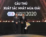 Cầu thủ xuất sắc nhất V.League 2020 gọi tên Văn Quyết