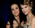 Katy Perry tiết lộ nguyên nhân 'nối lại tình xưa' với Taylor Swift