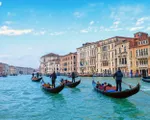 Kênh đào nổi tiếng nhất Italy không cho du khách lên thuyền Gondola nếu “thừa cân”