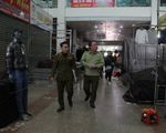 “Né” quản lý thị trường, tiểu thương chợ Ninh Hiệp đồng loạt đóng cửa