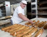 Giá bánh mì Pháp tăng chóng mặt