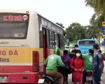 Thiếu xe bus phục vụ giờ cao điểm