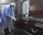 Bệnh viện chật cứng tử thi, nhân viên y tế Romania chưa từng phải đối mặt