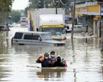 14 người thiệt mạng, 70.000 dân phải sơ tán do trận lũ lụt nghiêm trọng ở Malaysia