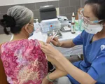 TP Hồ Chí Minh dự kiến tiêm nhắc lại vaccine COVID-19 cho nhóm nguy cơ