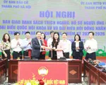 Bàn giao 260 hồ sơ ứng cử đại biểu Quốc hội khóa XV và đại biểu HĐND TP Hà Nội khóa XVI