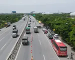 Hà Nội tăng cường kiểm tra, xử nghiêm phương tiện 'luồng xanh' giả