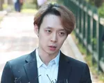 Hậu bê bối sử dụng ma túy, Park Yoochun tiếp tục vướng vào kiện tụng với công ty chủ quản