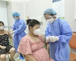 Tiêm vaccine COVID-19 cho phụ nữ mang thai để bảo vệ mẹ và bé