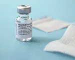 Mỹ đàm phán mua thêm hàng trăm triệu liều vaccine Pfizer để tặng cho các nước khác