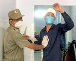 Ngăn hai con đánh nhau, người cha bị đâm chết thương tâm