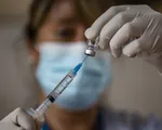 Chile trở thành quốc gia đầu tiên ở Mỹ Latin triển khai tiêm mũi vaccine COVID-19 thứ tư