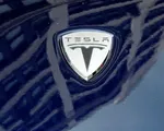 Tesla chưa sẵn sàng với xe tự lái hoàn toàn trong năm nay