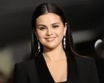 Selena Gomez dương tính với COVID-19, hủy bỏ nhiều chương trình