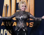 Dolly Parton nhận giải thưởng 100 triệu USD từ tỷ phú Jeff Bezos