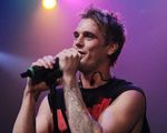 Thi thể Aaron Carter được hỏa táng, vẫn chưa tìm ra nguyên nhân tử vong