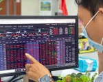 VN-Index lùi về sát mốc 1.490 điểm