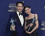 Lee Jung Jae ký hợp đồng với công ty của Mỹ