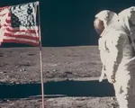 NASA bán đấu giá ảnh gốc trong sứ mệnh Apollo