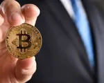 Bitcoin tăng dựng đứng