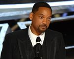 Will Smith đáp lại lệnh cấm 10 năm của Viện Hàn lâm sau cái tát tại Oscars 2022