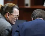 Johnny Depp khẳng định 'chưa từng đánh bất kỳ người phụ nữ nào'