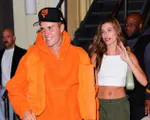 Justin Bieber được vợ chăm sóc hết mực sau khi bị liệt nửa mặt