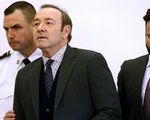 Ngôi sao Mỹ Kevin Spacey đối mặt với 4 tội danh tấn công tình dục ở Anh