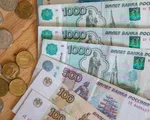 Đồng Ruble ổn định gần mức 'đỉnh'