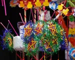 Phố Hàng Mã những ngày cận Tết Trung thu