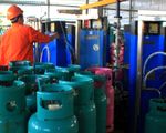 Giá gas tăng thêm hơn 60.000 đồng mỗi bình 12kg