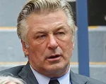 Alec Baldwin gọi vụ kiện do nổ súng trên phim trường là 'lỗi pháp lý cơ bản'