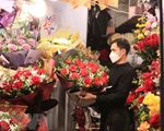 'Thắt lưng, buộc bụng' ngày lễ Valentine