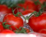 Siêu thị Anh khan hiếm cà chua do thời tiết xấu ảnh hưởng đến mùa màng