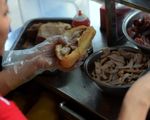 Bánh mỳ Việt Nam lọt top món ăn đường phố ngon nhất thế giới