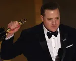 Brendan Fraser chiến thắng Oscar 2023: Sự trỗi dậy của kẻ bị Hollywood 'gạch tên'