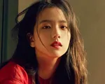 Jisoo (BLACKPINK) - Nữ nghệ sĩ solo K-Pop sở hữu lượng album đặt trước cao nhất lịch sử