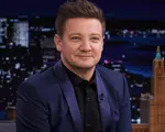 Jeremy Renner lên lịch xuất hiện trước công chúng lần đầu tiên hậu tai nạn xe xúc tuyết cán qua người