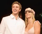 Hồi ký của Britney Spears trở thành sách bán chạy nhất hậu tiết lộ chấn động về Justin Timberlake