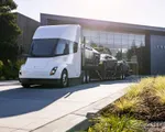 Tesla bắt đầu giao xe bán tải Cybertruck từ ngày 30/11