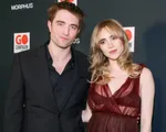 Bạn gái Robert Pattinson xác nhận mang thai