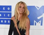 Hồi ký của Britney Spears là sách bán chạy nhất tuần trên New York Times