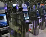 Hộ chiếu tự động giảm ùn tắc sân bay Suvarnabhumi