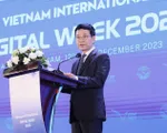 Bộ trưởng Bộ TT&TT: Hãy tin tưởng vào con người và công nghệ mới như AI