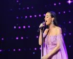 Katy Perry chinh phục khán giả Việt bằng loạt hit ở lễ trao giải VinFuture