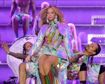 Phim concert của Beyoncé dẫn đầu phòng vé Bắc Mỹ trong ngày mở màn