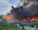 Bình Thuận: Cháy 11 tàu cá thiệt hại 40 tỷ đồng
